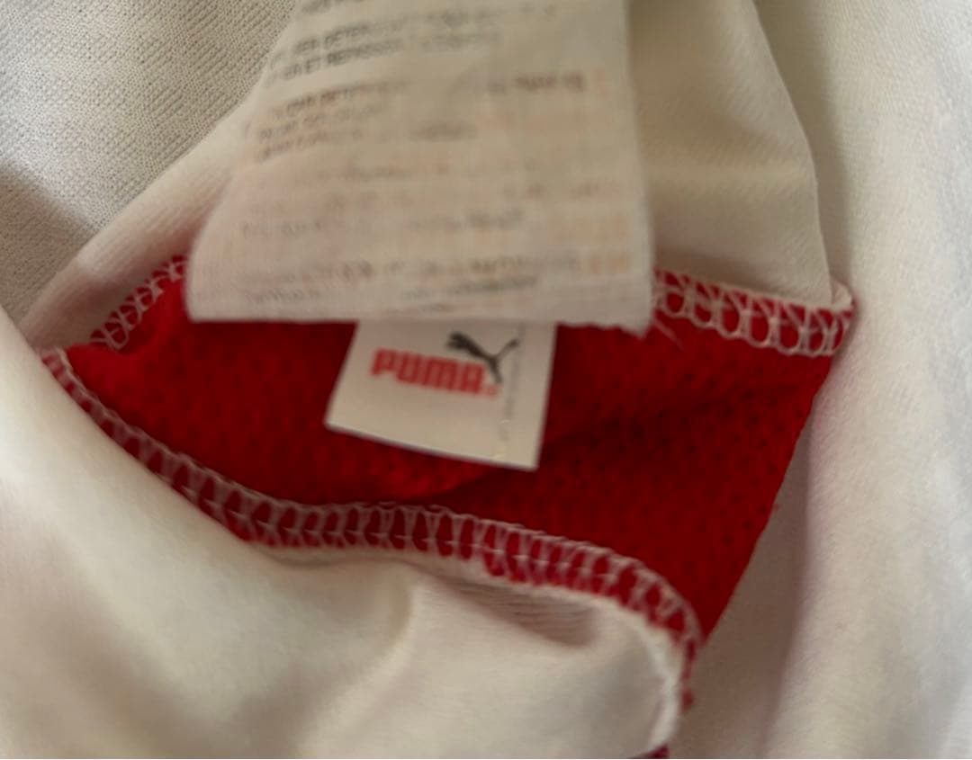 シュトゥットガルト　岡崎慎司選手　プーマ　ユニフォーム