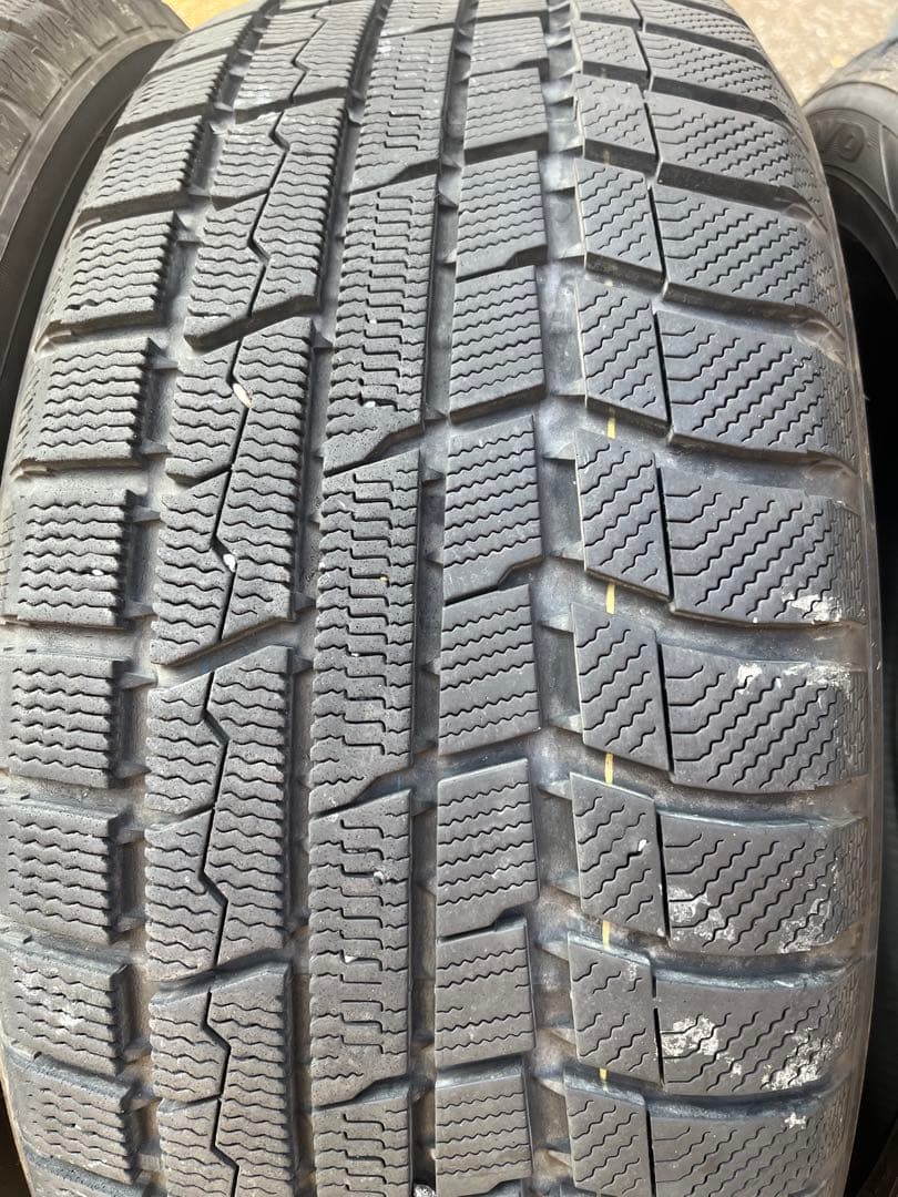 トーヨー トランパス 225/50R18 スタッドレスタイヤ 中古品 4本