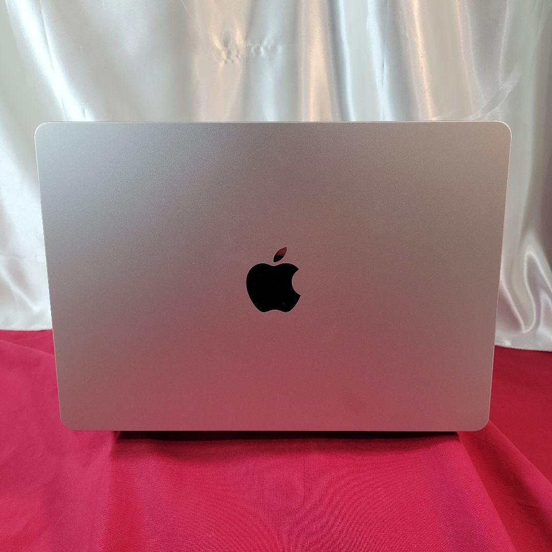 MacBook Air M2 256GB 未使用品に近い