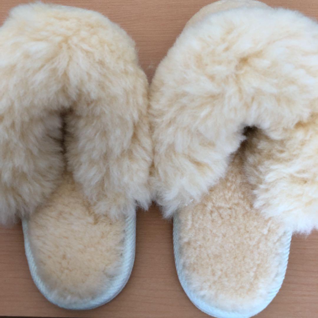 羊毛ムートンスリッパ
