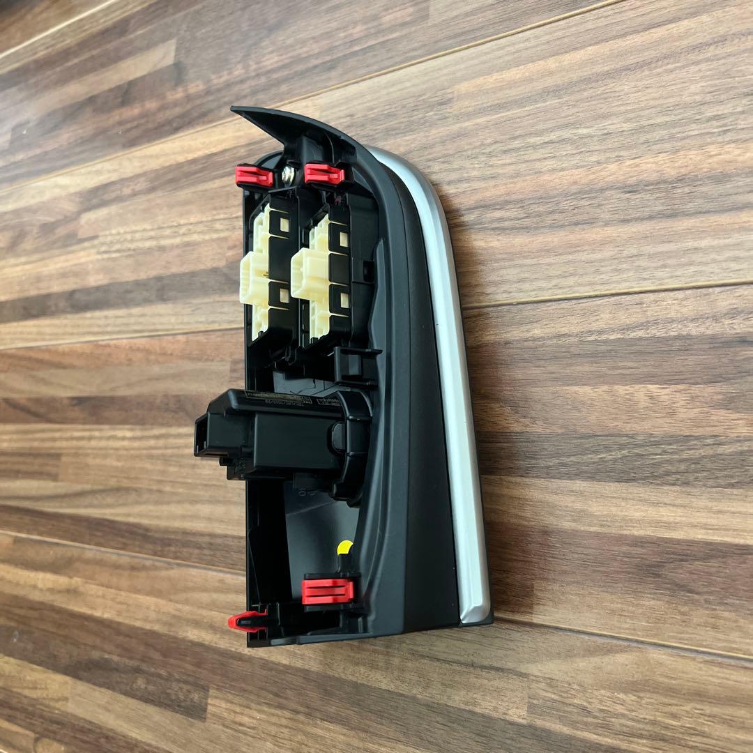 プリウス50系　センターコンソールパネル&スタートパネル