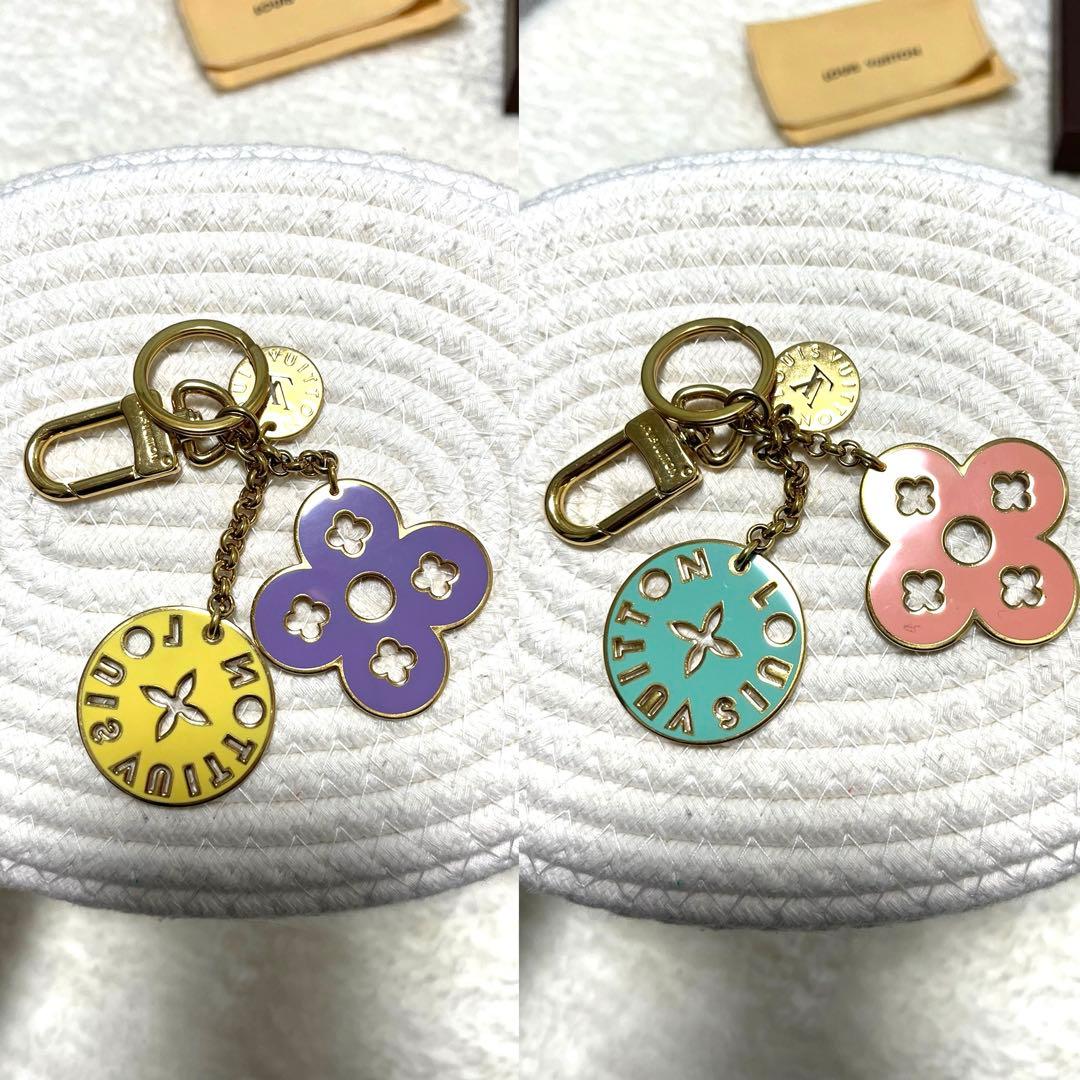 ルイヴィトン　LOUIS VUITTON キーホルダー　ポルト・クレ・ルーピング