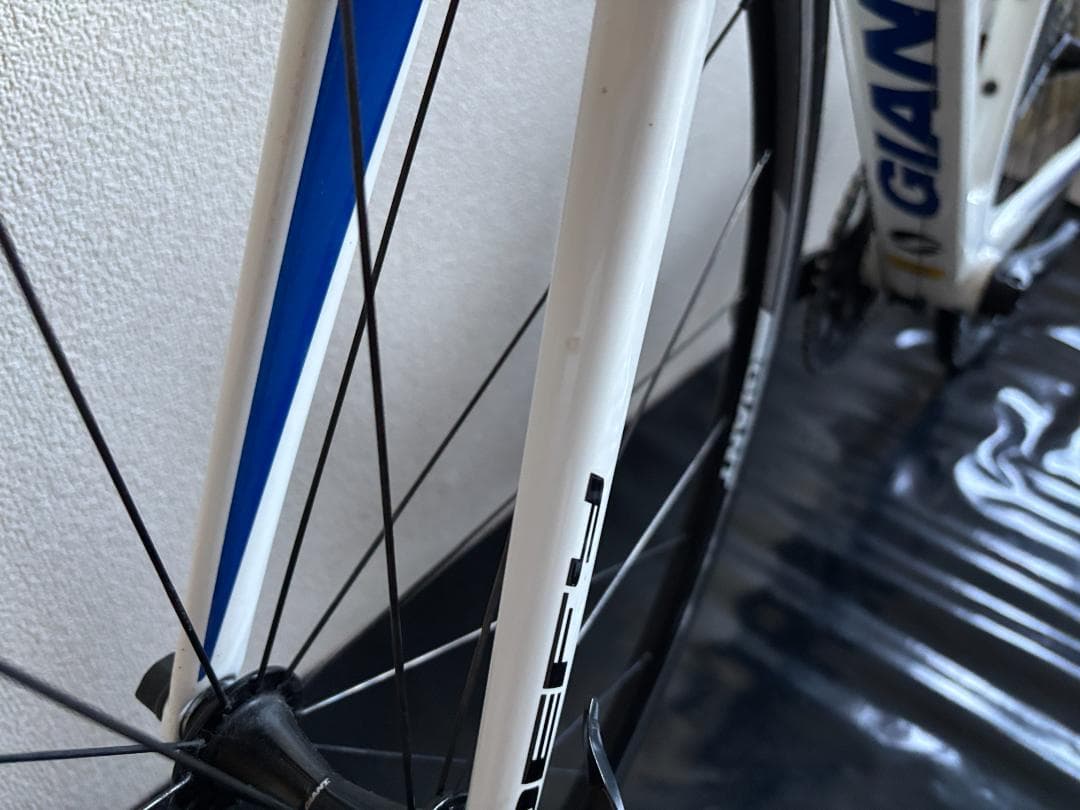 GIANT DEFY COMPOSITE3　2013　105に変更　札幌