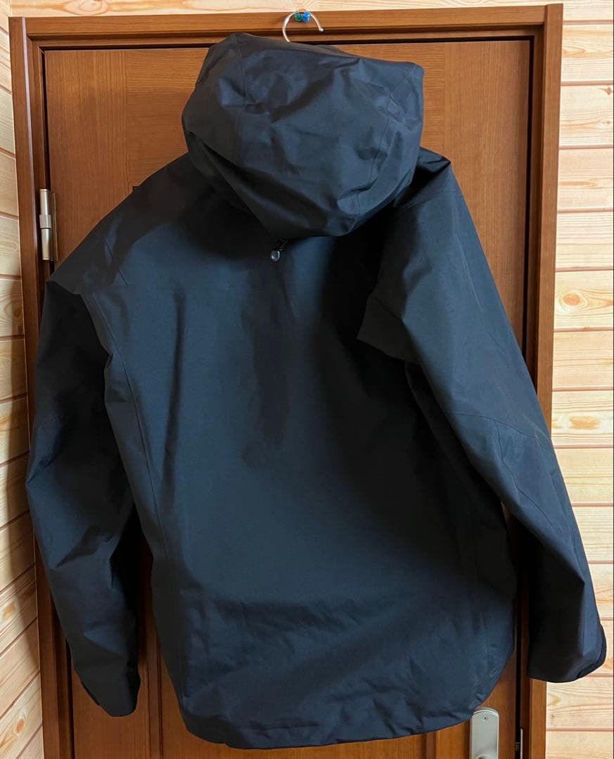 ぷーさん　アークテリクス アルファSVジャケット ブラック Lサイズ