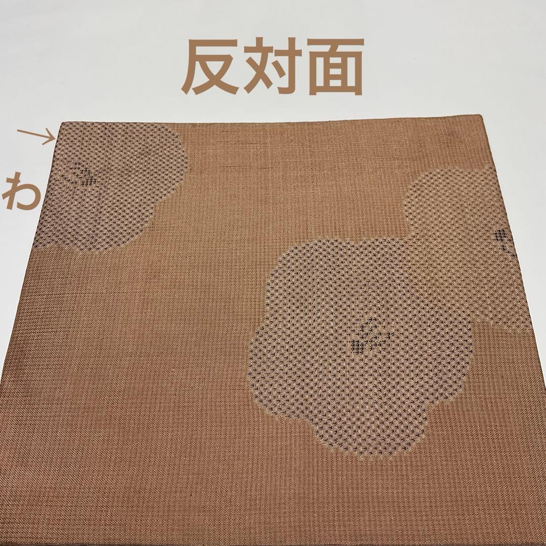 古帛紗1008 正絹　本場大島紬　抽象椿柄　希少なお色(薄光悦茶)