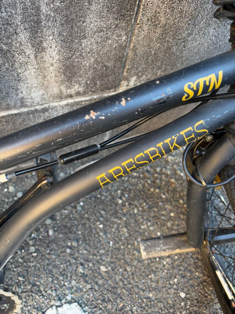 土日祝直接引き取りのみ　ARES BIKES STN BMX バイク