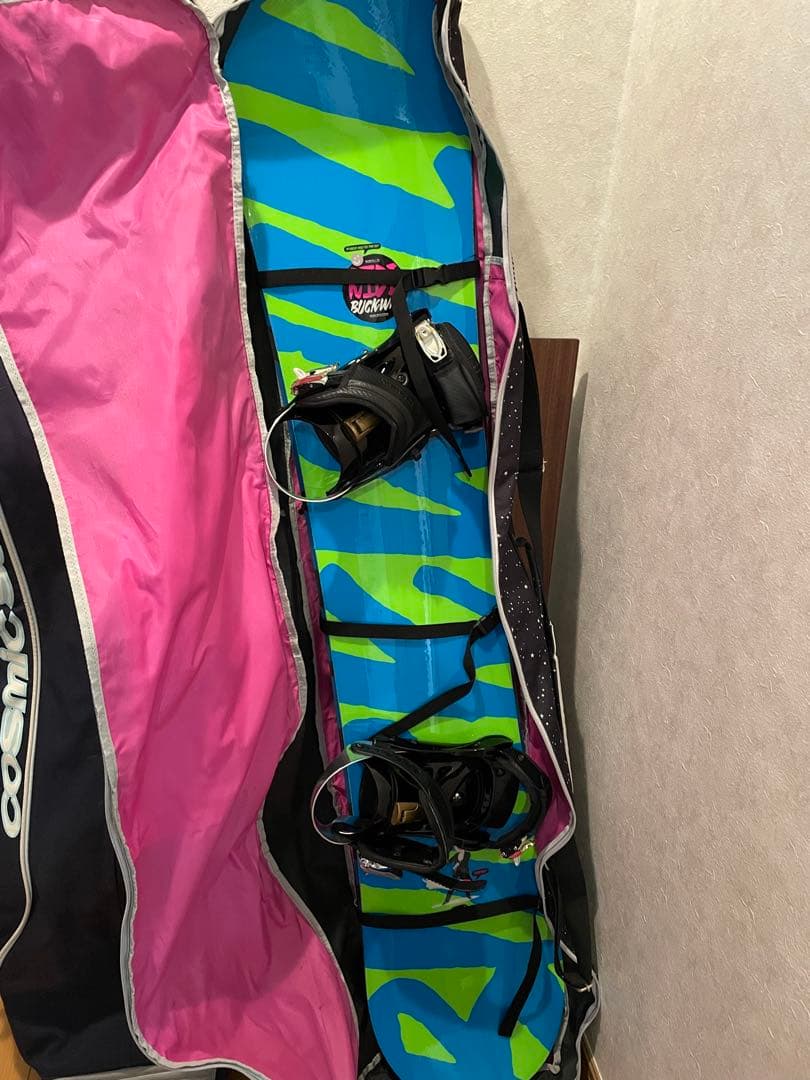 引き渡し限定！　スノボ　ボード　ビンディング　ケース付き　メンズ