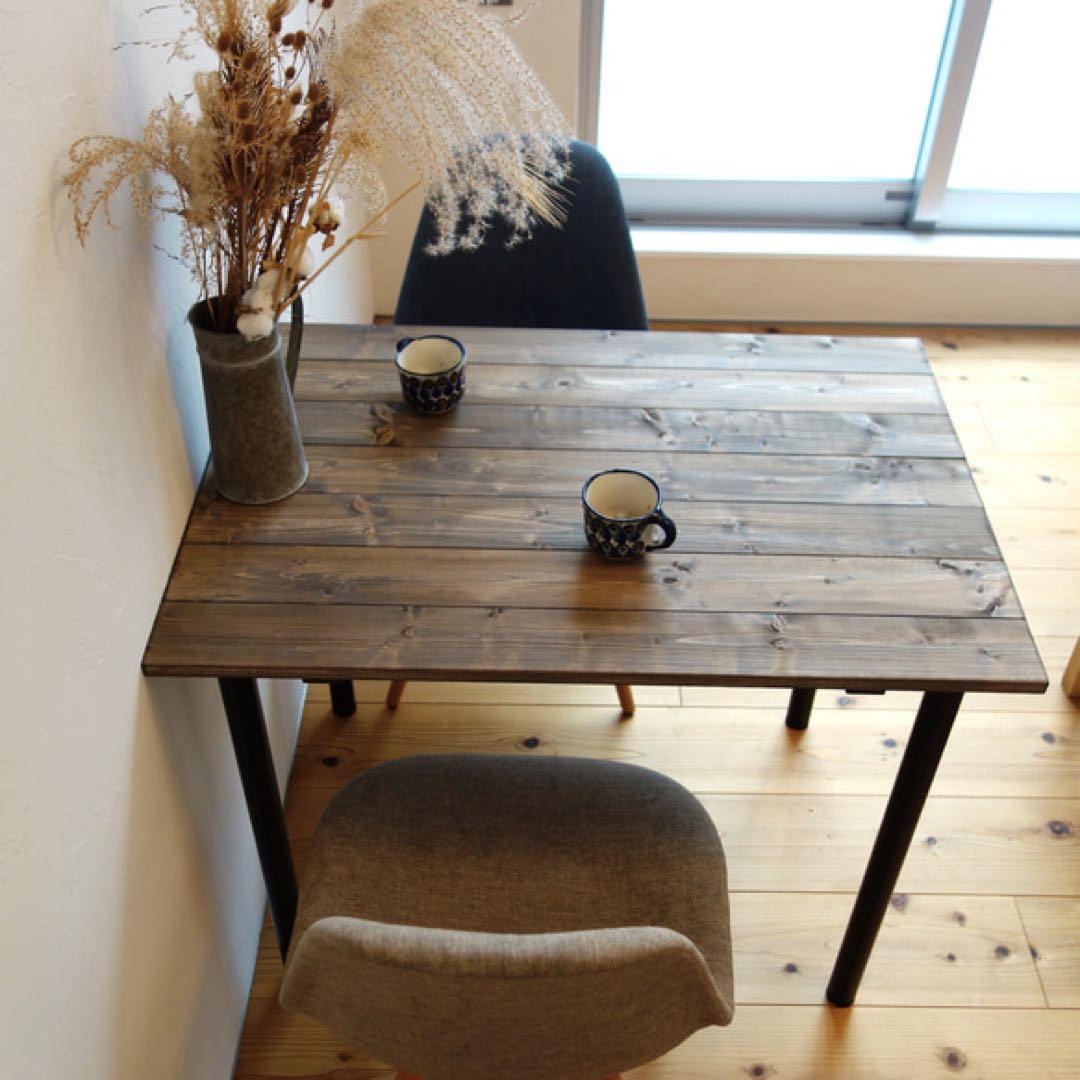 無垢材のダイニングテーブル【ハンドメイド家具】