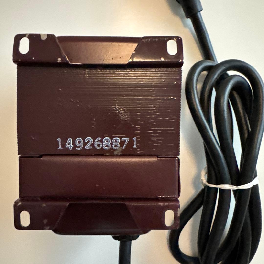 ACUPWR製　ステップダウン変圧器