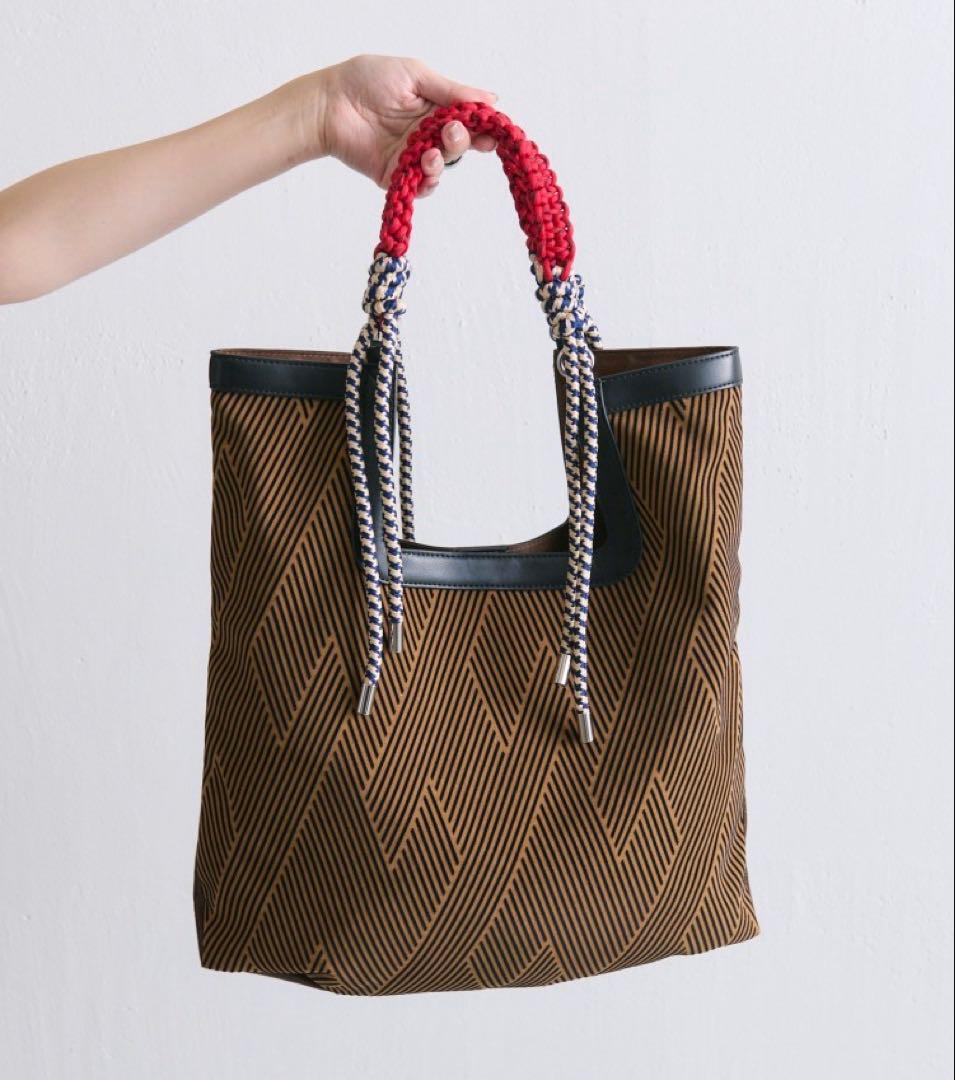 【美品！】ear PAPILLONNER，イアパピヨネトートバッグ 今期