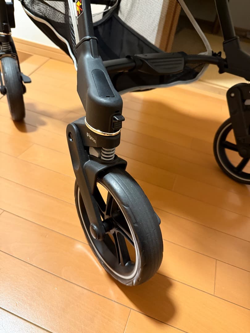 pigeonノートアールベビーカー