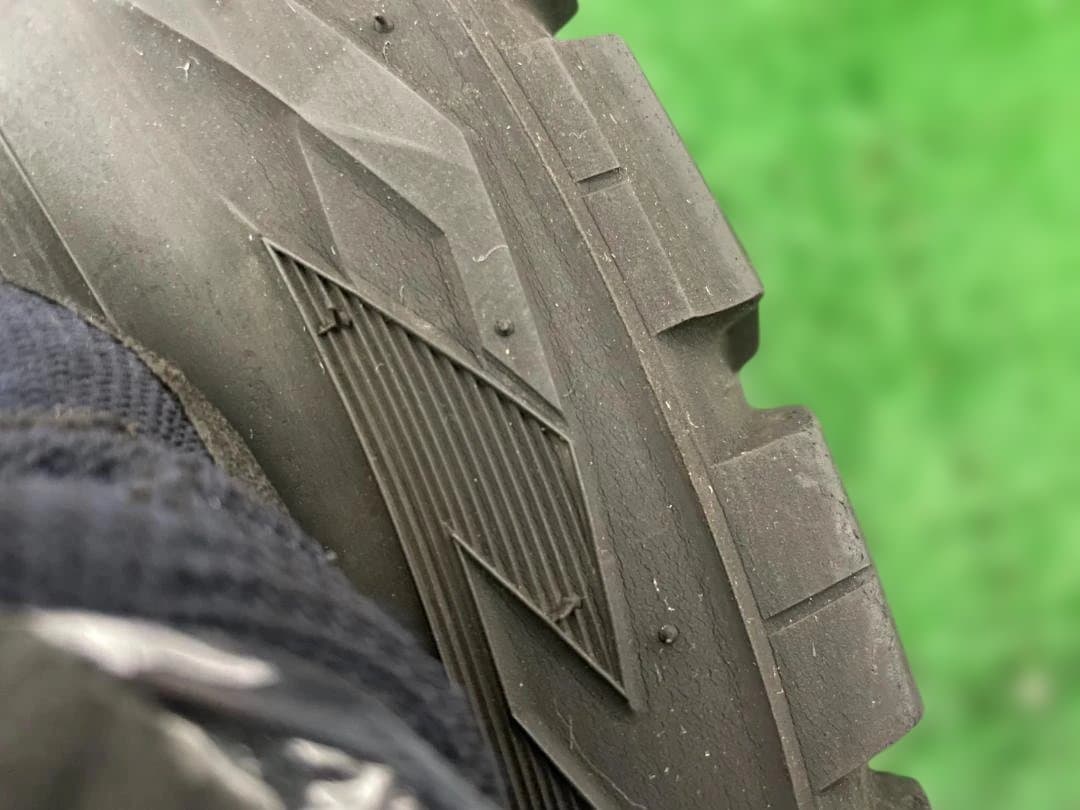 【送料無料】23年製 215/65R16 2本 ハイエース R/Tホワイトレター