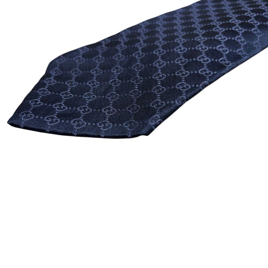 極美品　GUCCI メンズ シルクタイ GGパターン ネイビー 光沢 高級