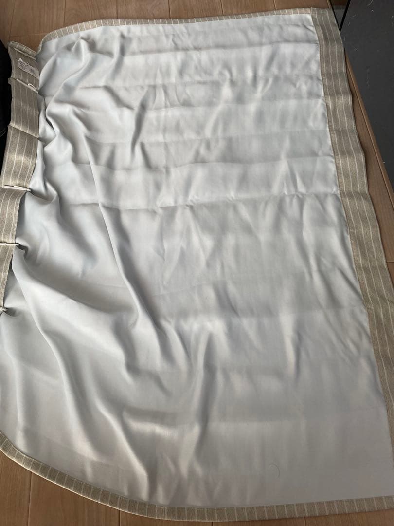 ニトリ　横ストライプ柄　遮光カーテン　2枚セット