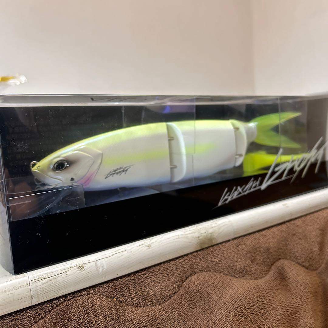 大人気　DRT クラッシュゴースト　人気カラー　白箱付