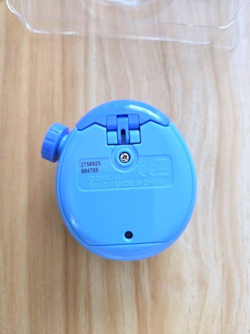 たまごっち　パラダイス　ブルー　ネックストラップ　玩具　人気　育成