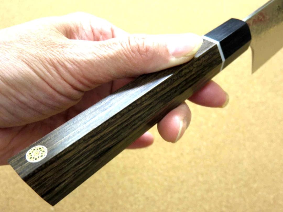 牛刀 210mm 瑞雲 関の刃物 ダマスカス63層 SPG2 両刃 洋包丁 桐箱