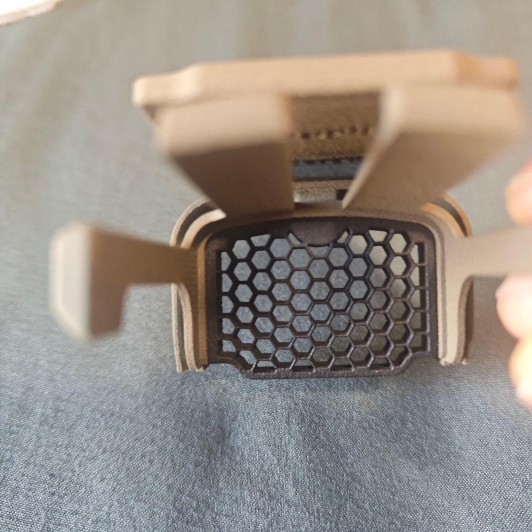 白*ん様 EOTech EXPS3用 ホロサイト 防弾 カバー FDE