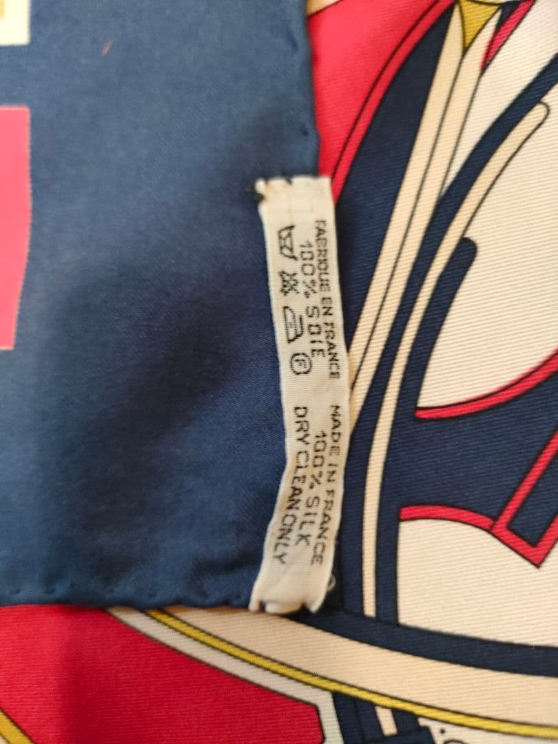 a45 HERMES　エルメス　スカーフ　シルク100