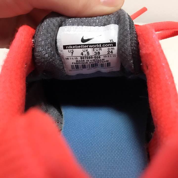 ナイキ  トレーニングシューズ