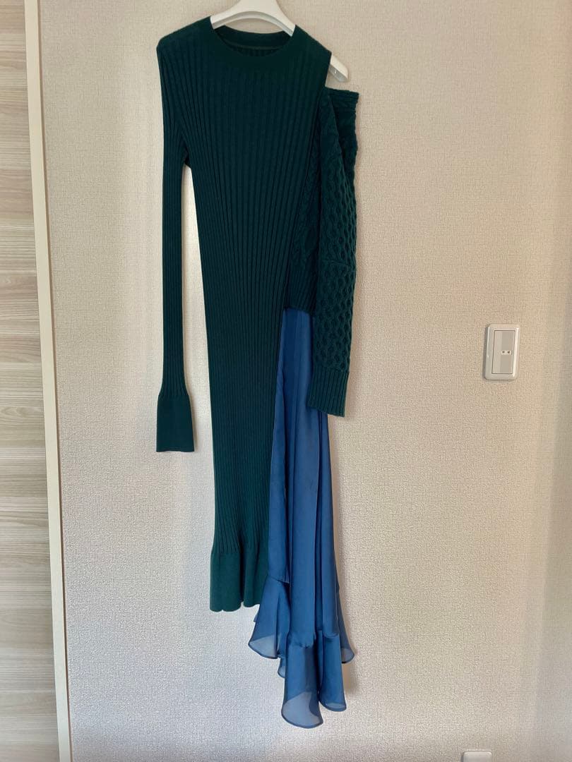 美品【サカイsacai 】ドッキングワンピース　結婚式パーティーやお食事会にも