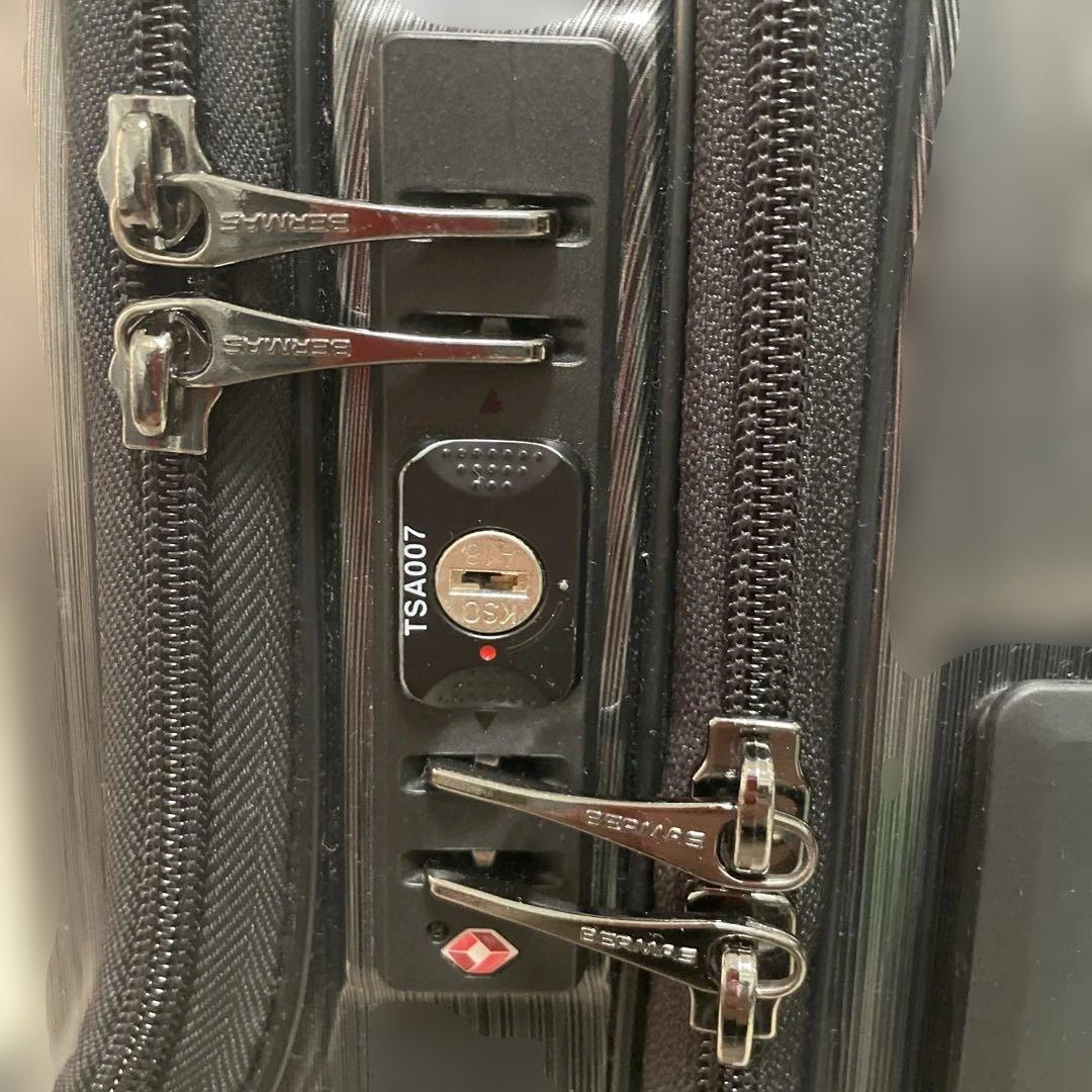 BERMASフロントオープン キャリーケース