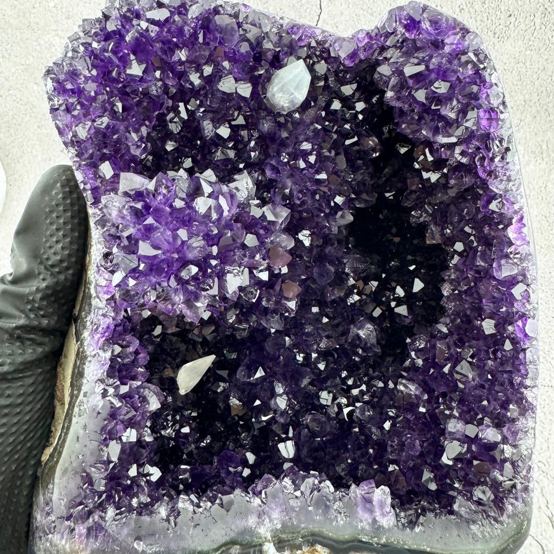 G-133アメジストクラスター ドーム 原石 天然石 パワーストーン　カルサイト