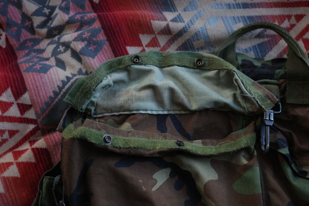 実物 USED 米軍 HGU-56/P ヘルメットバッグ ウッドランドカモ