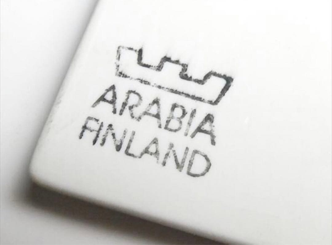 ARABIA アラビア ヘルヤ・リウッコ 花絵陶板