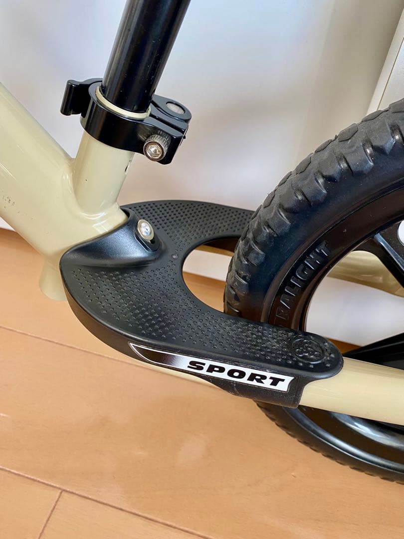 STRIDER 12インチ　スポーツモデル　サファリ