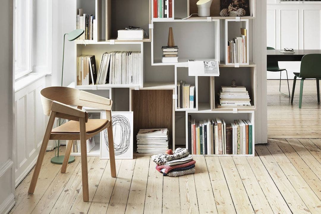 Shimo24ページ muuto COVER ARMCHAIR 左側1脚