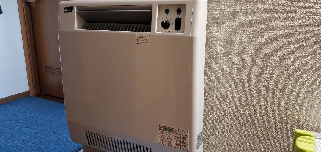 tani専用　電気パネルヒーター　壁掛タイプ　インターセントラル株