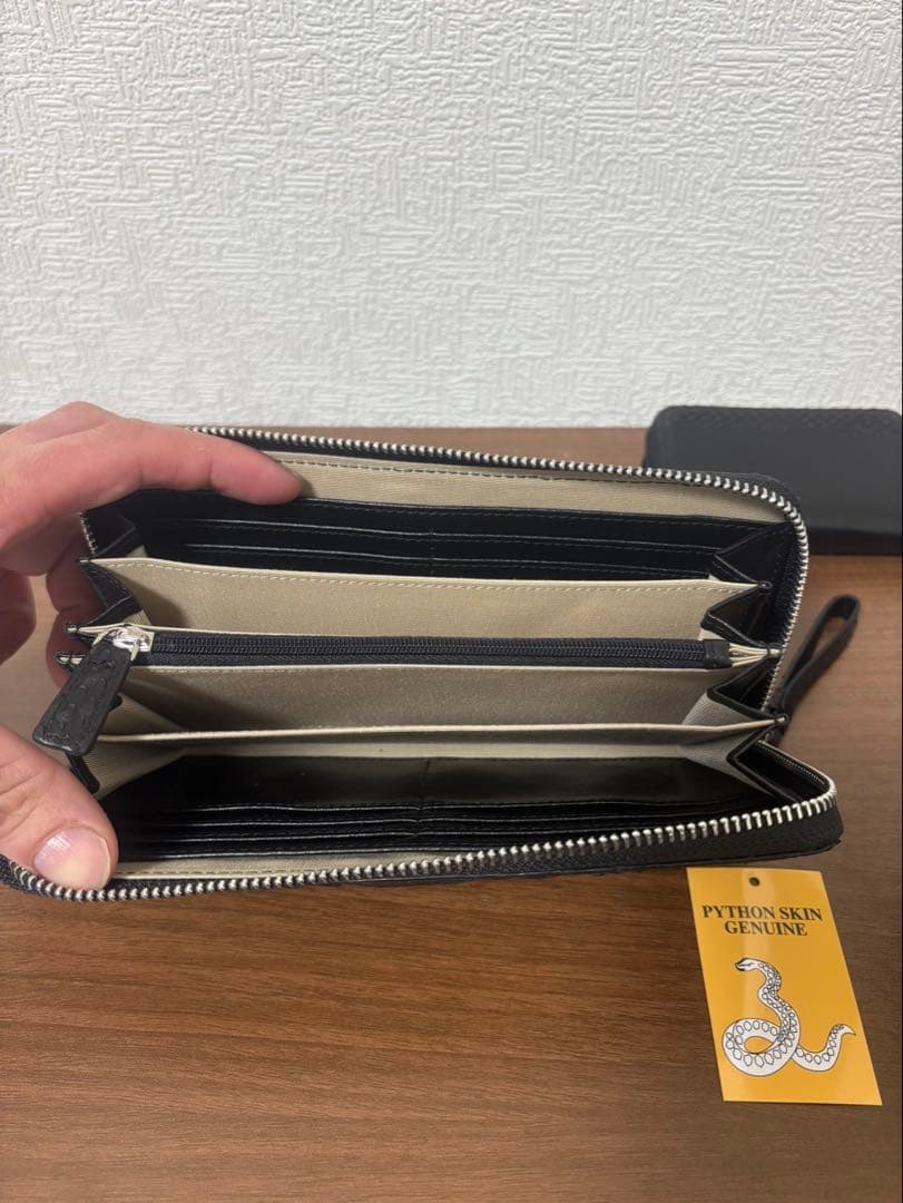 本物のパイソンスキン 長財布 ブラック