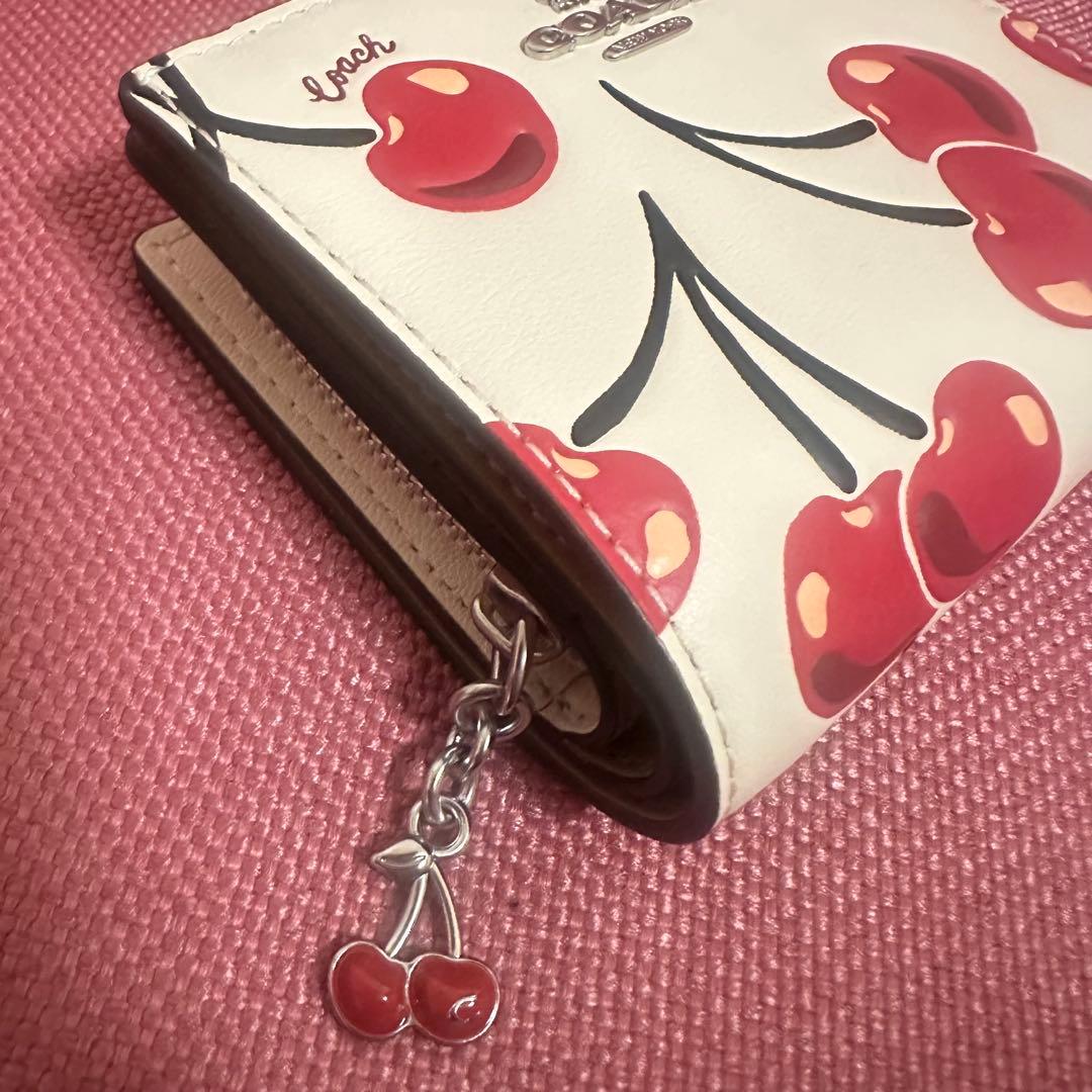 COACH チェリー柄 ミニ財布 さくらんぼ