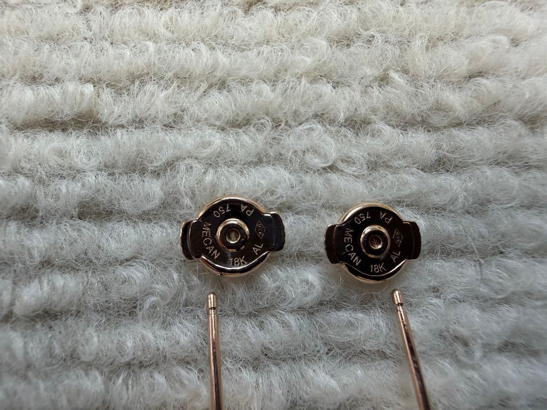 ヴァンクリーフ＆アーペル スウィートアルハンブラ 18K レッドアゲート ピアス