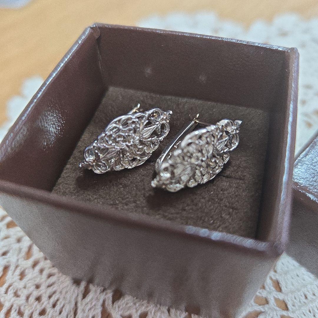 agete シルバー 透かし　ピアス　ポストのみK10 アガット