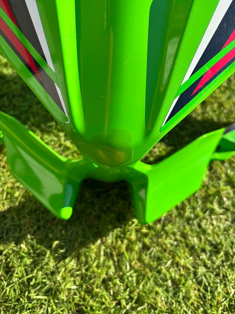 ニンジャ250 2023年式 KRT フロントカウル