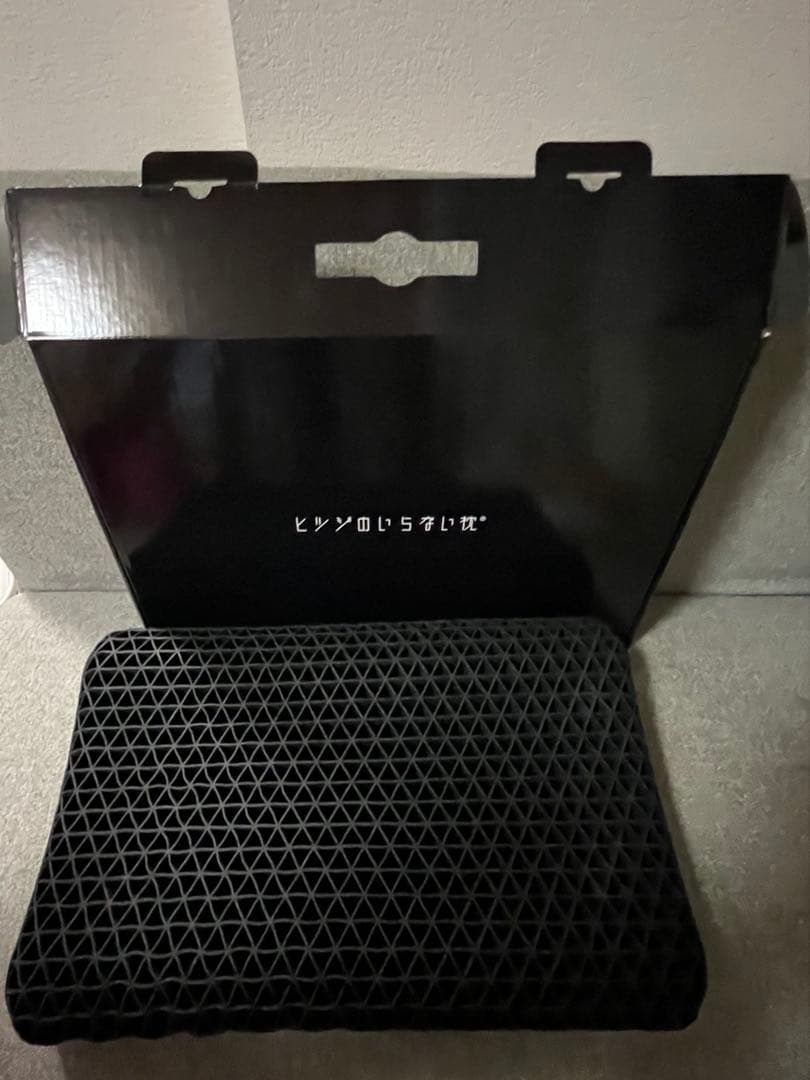 ヒツジのいらない枕 ホワイト 低反発