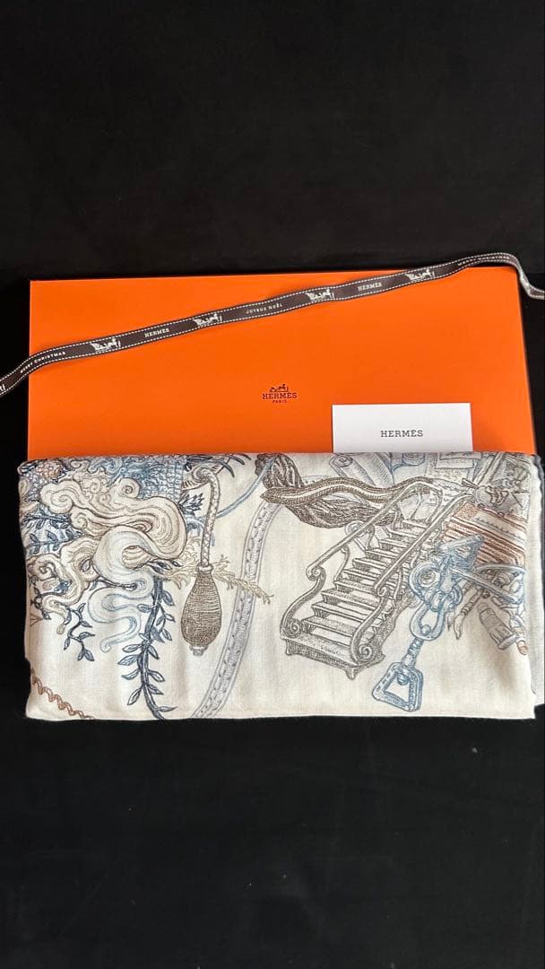 美品　エルメス カレジェアン 《エルメスの世界》　カシシル　カレ140