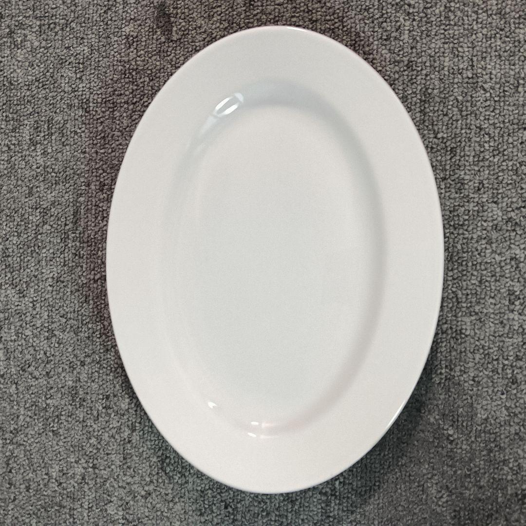 未使用 ホワイトオーバルプレート 8枚セット 倉庫保管品 幅約26cm