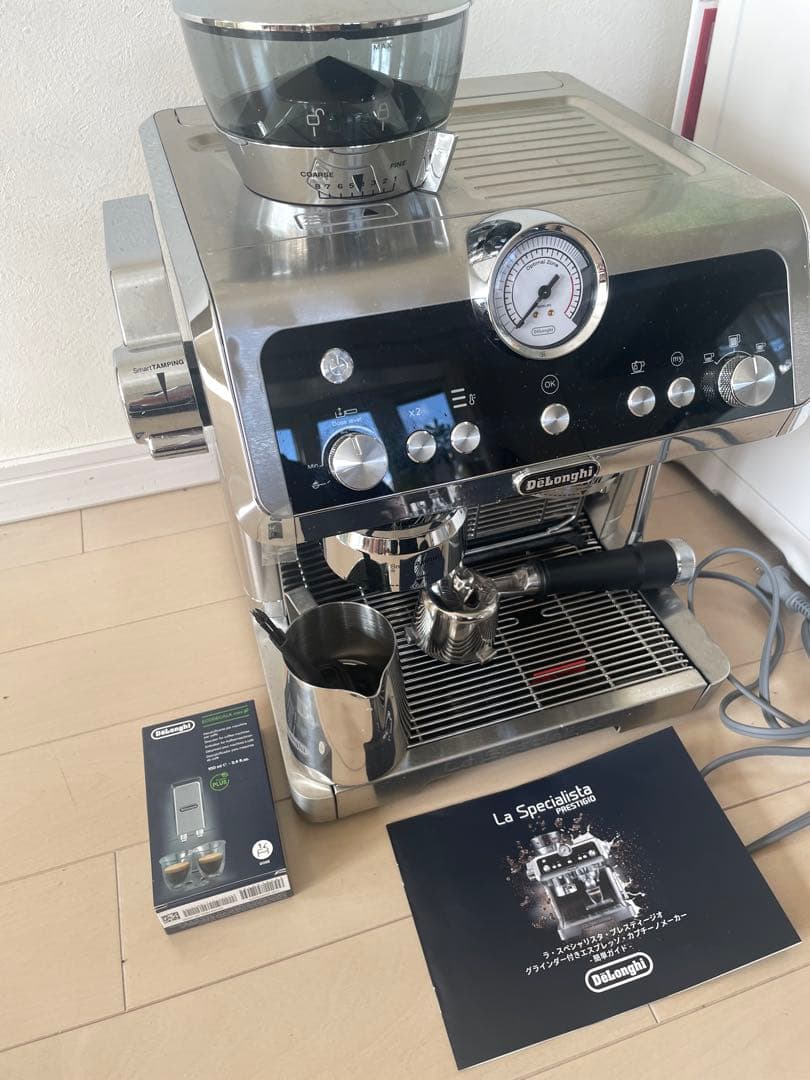 pizza　　デロンギ エスプレッソマシン　EC9355J-M