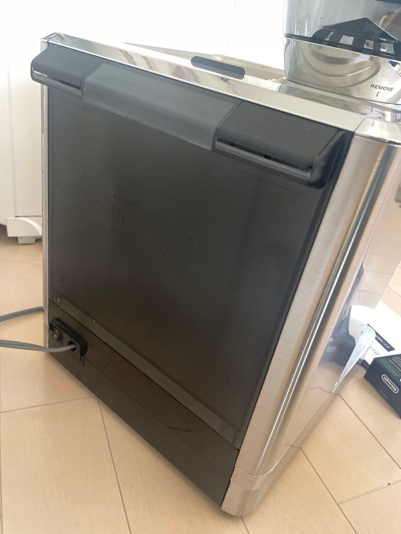 pizza　　デロンギ エスプレッソマシン　EC9355J-M