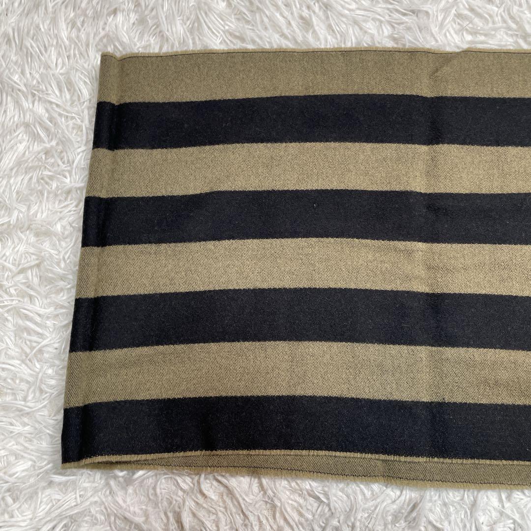 美品　フェンディ　ズッカ柄　マフラー　ウール100% イタリア製