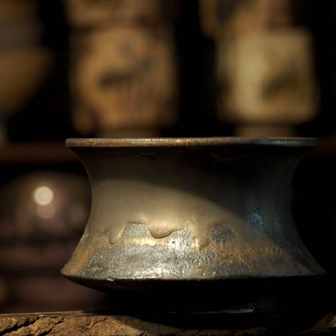 【鷲ノ巣】黒金彩　植木鉢(盆栽鉢)251004-1/1