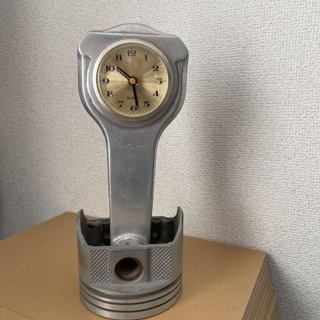 ピストン型　置時計