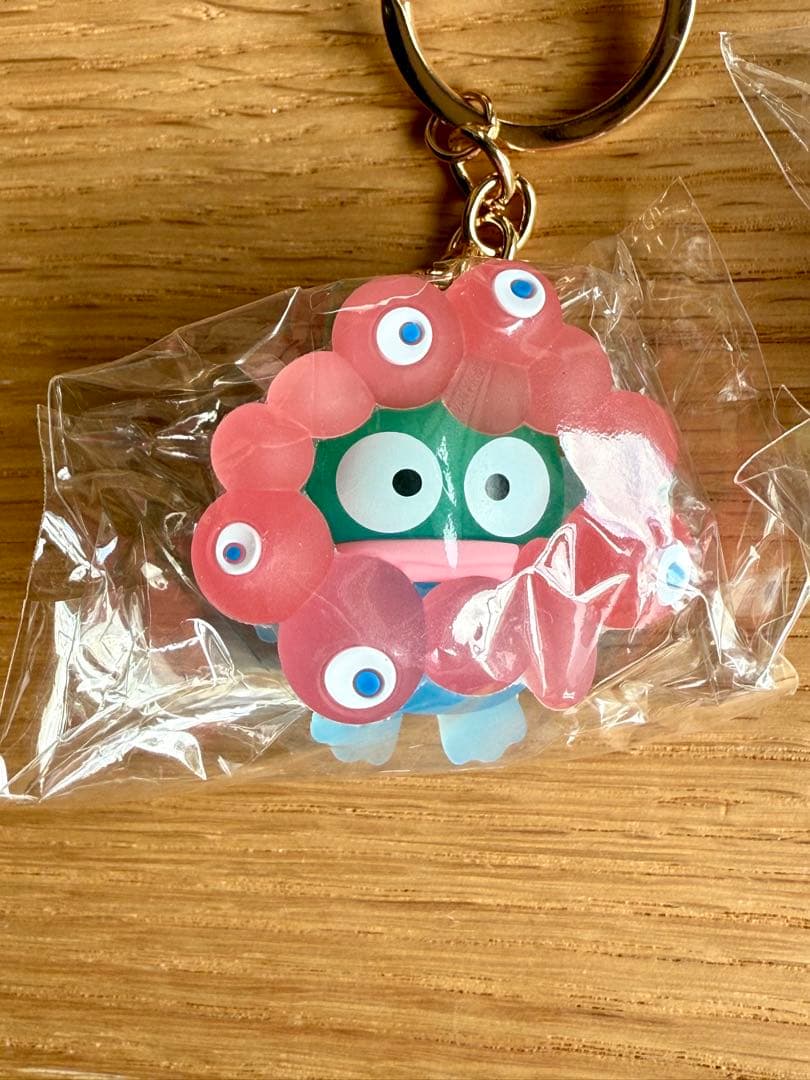 ミャクミャクなりきり立体マスコットクリアカラーキーホルダー７種