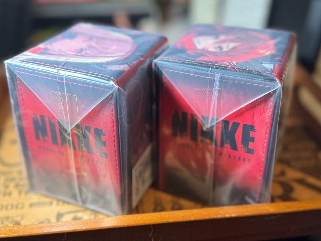 勝利の女神：NIKKE 合皮製デッキケース　ラピ、レッドフードセット