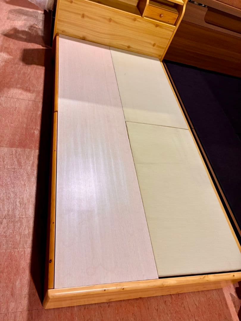 【現地引取OK】ウッド シングルベッドフレーム (ヘッドライト・引き出し付き)