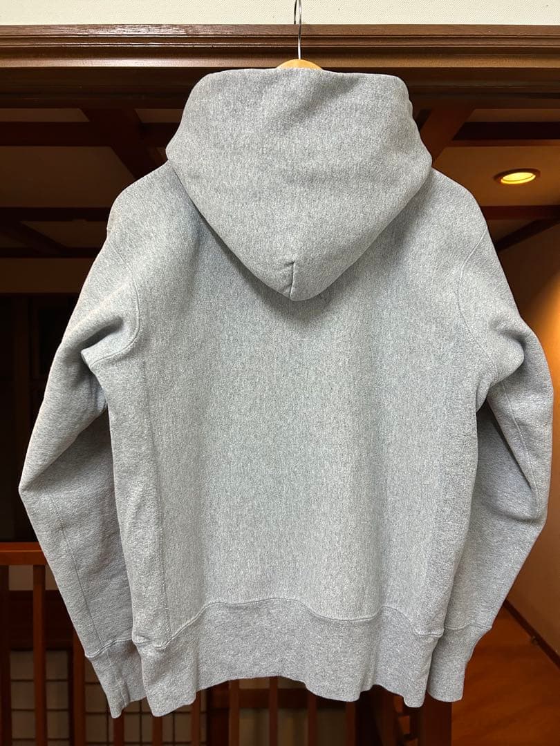 お*ぎ様 赤タグChampion HARVARD パーカー リバースウィーブ