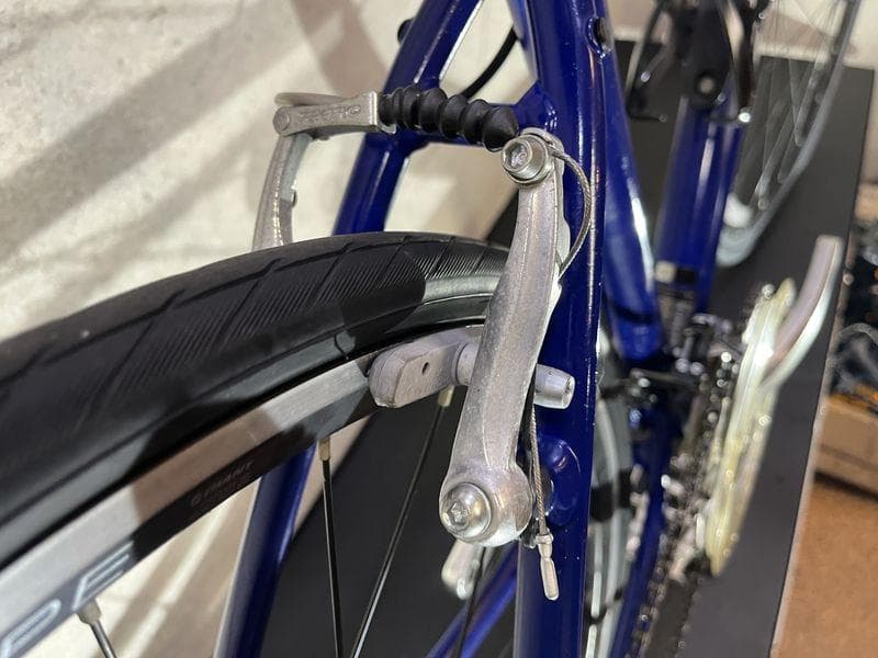 GIANT ESCAPE R3 クロスバイク sizeS　ブルーカラー